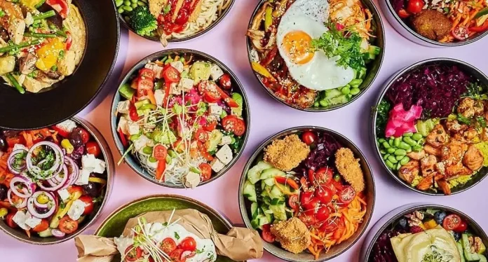 Best vegan salad bowl restaurants around Cologne squares