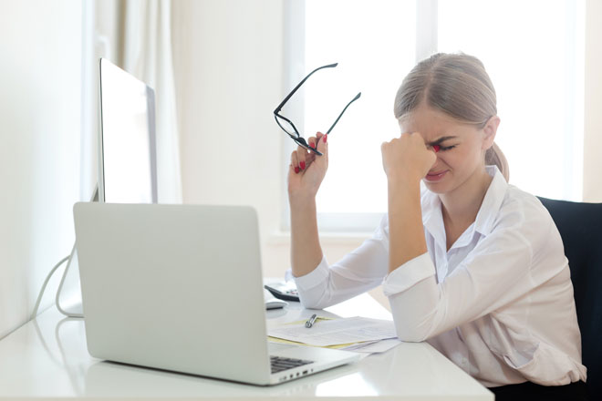 Frequent Eye Strain: Reduce Screen Load With Better Breaks